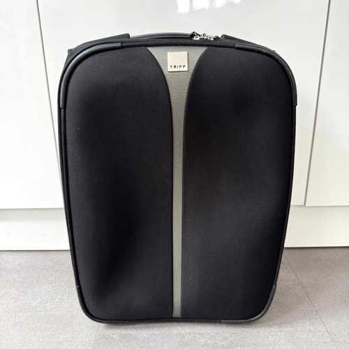 Tripp black soft - black,