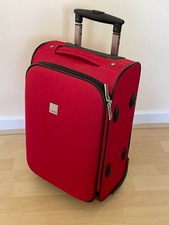 Tripp Red Wheelie Cabin