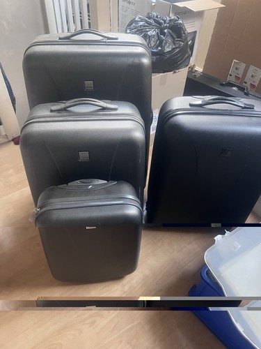 Tripp medium luggage grey hard - tripp,
